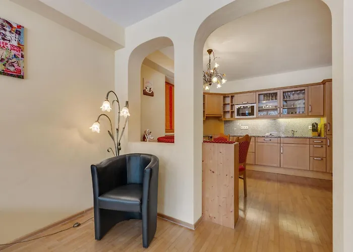 Chalet In Near Lift Saalbach-Hinterglemm